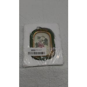 SIKOO 2.5x3.5 Vintage picture frames Small Wallet Size Picture frames Wall Mount and Tabletop Vintage Wall Decor Green and Gold