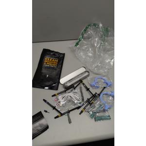 Teeth polishing kit.