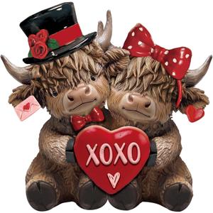 Thyle Valentine's Day Couple Gift Resin Figurines, Romantic Love Statue with Heart, Cute Farmhouse Style Home Decor, Sweet Valentines Gift for Her Him Wife Husband Galentine's Day Favor(Highland Cow)