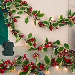 Juegoal Christmas Garland, 9FT Pre-lit Red Berries & Holly Leaves Garlands, Artificial Lighted Berry Garland Battery Operated with Timer, Indoor Outdoor Xmas Fireplace Gate Home Winter New Year Decor