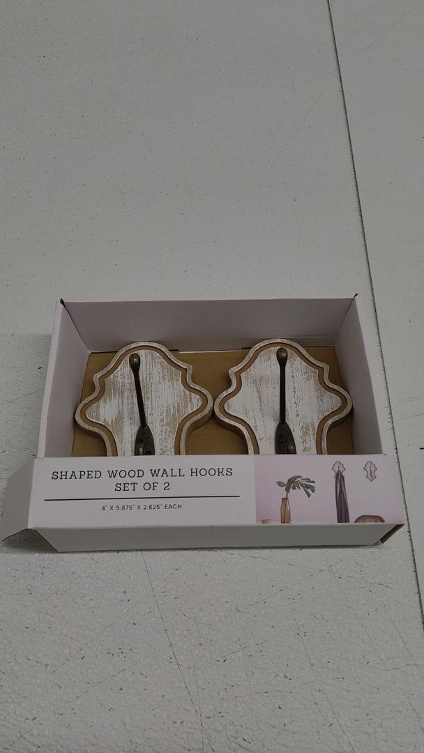 Shaped Wood Wall Hooks Set Of 2 4x5.875x2 625