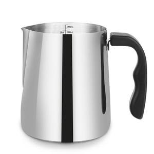 Stainless Steel Wax Melting Pot with Heat-Resistant Handle and Dripless Pouring Spout for Candle Making
