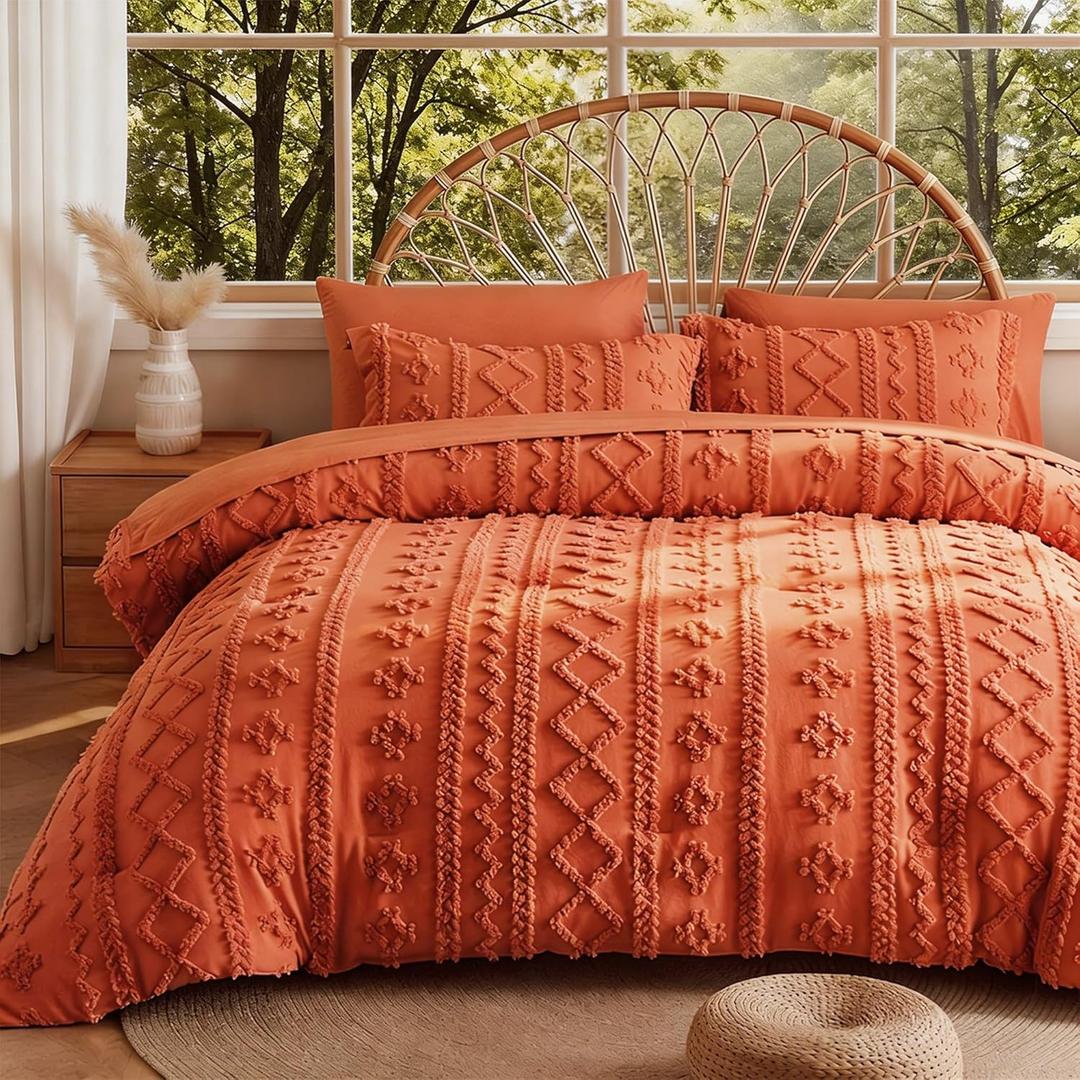 MR&HM Queen Comforter Set Terracotta, 7 Pieces Tufted Boho Beddding Sets, Farmhouse Style Bed in a Bag with 1 Comforter, 2 Pillow Shams, 2 Pillowcases, 1 Flat Sheet, 1 Fitted Sheet for All Seasons