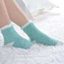 JOOJA Birthday Get Well Soon Cozy Gift Basket Care Package for Women with Blanket, Fuzzy Socks, Eye Mask, Headband Cozy Essentials - Green