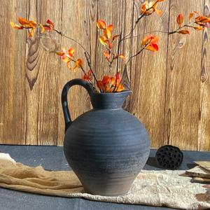 Rustic Home Decor Ceramic Rustic Vase with Handle, 8.86 Inch Textured Black Pottery Vase, Handmade Vintage Farmhouse Flower Vases for Living Room, Farmhouse Centerpiece, Wedding