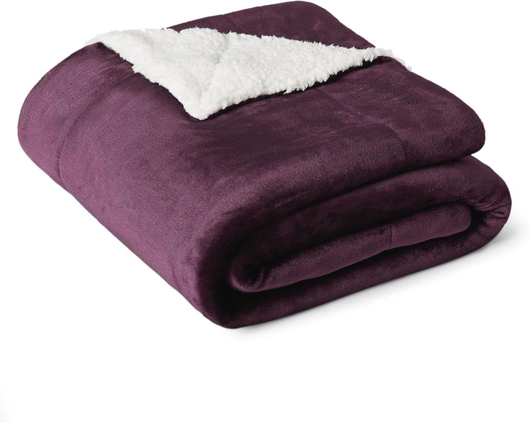 Amazon Basics Reversible Sherpa Throw Blanket, Velvety Flannel, Ultra Soft, Plum, 50"x60"