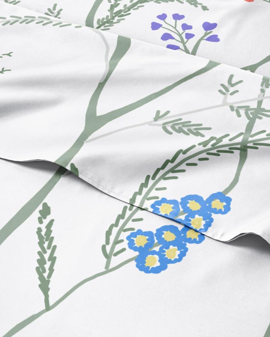 Floral Sheets - Boho King Bed Sheet Set - 1 Flat, 1 Fitted & 2 Pillowcases w/ Deep Pockets - Comfy, Wrinkle & Fade Free - Boho Botanical Bedding - Ultra-Soft, Breathable and Cooling - King Size Set