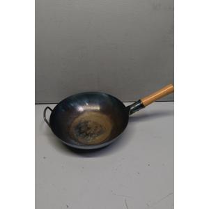 YOSUKATA 13.5" Carbon Steel Wok Pan – Pre-Seasoned Flat Bottom Pow Wok for Stir Fry, BBQ, Grill & Camping – Traditional Japanese Chinese Cookware – Compatible with Induction, Electric, Gas, Open Fire