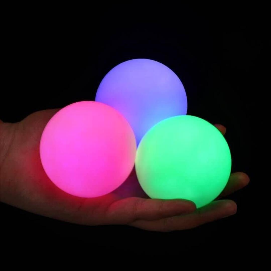 POITOI Juggling Balls Light Up Juggling Ball Glow in The Dark Juggling Balls USB Rechargeable Glowing Juggling Ball for Beginners and Professionals Set of 3 (Rainbow 3.2oz)