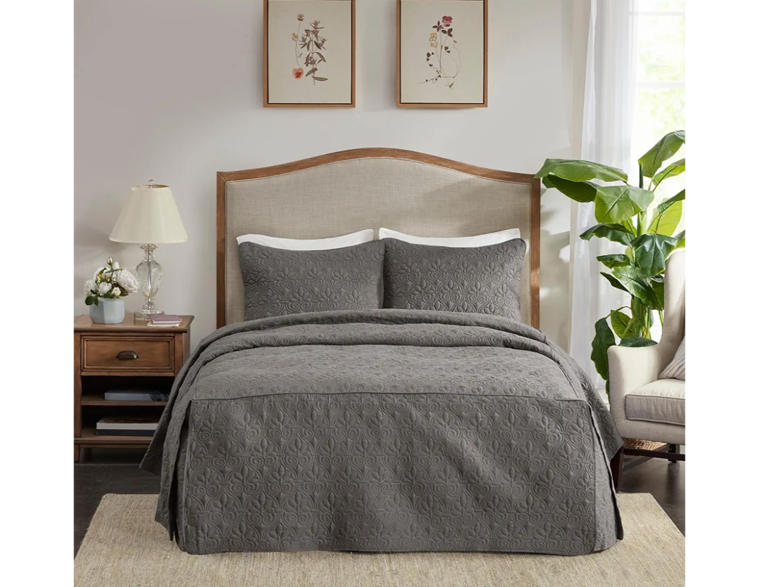 Madison Park Fitted Bedspread Classic Traditional Design All Season, Lightweight, Bedding Set, Matching Shams, Queen, Dark Grey