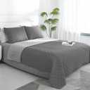 Easy-Going King Size Reversible Quilt Set with 1 Quilt and 2 Pillow Shams, Soft Bed Quilt Cover, Water Resistant Lightweight Microfiber Bedspread, Stain Resistant, Gray/Light Gray