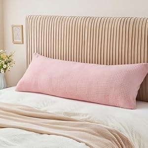 BEDELITE Flannel Pillowcases Standard Set of 2, Super Soft Fleece Pillow Case Cover with Zipper for Bedroom, Sofa, Couch,Luxury Cozy Fuzzy Velvet Pillow Shams for All Seasons(20x26 Inches, Black)