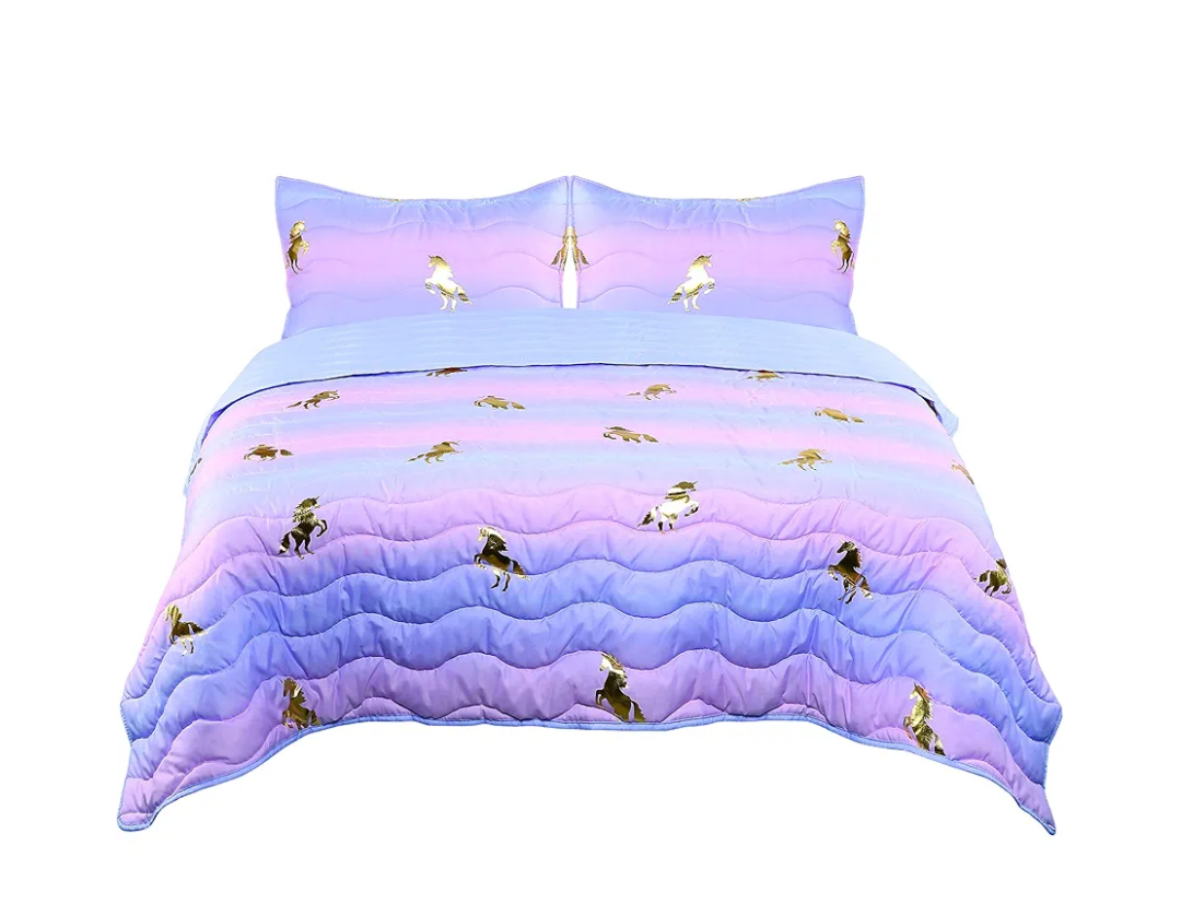 Tadpoles 3-Piece Girls Unicorn Quilt Set | 1 Twin Bed Size Quilt & 2 Standard Shams | Made of 100% Micro-Denier Polyester Fiber | Soft, Smooth & Durable | Ideal for Teens | Metallic Gold Unicorns