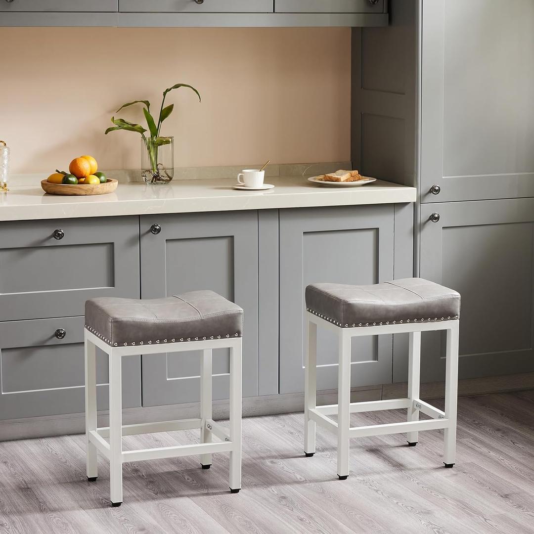 DUMOS Saddle Bar Stools Set of 2, 24 Inch Counter Height Stools with PU Leather Upholstery, 250 lb Weight Capacity, Bar Height Stools with Footrest for Kitchen Island, Dining, Cafe, Gray (Classic Grey)