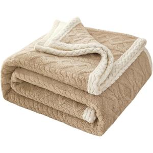 Throw Blanket, Super Soft & Warm Striped Fleece Blanket, Cozy Fluffy Blanket All Season Use,Soft Fuzzy Plush Christmas Blanket Gift for Women (Card,180X 200cm/71X78IN)