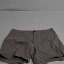 Amazon Essentials Men's Slim-Fit 5" Flat-Front Comfort Stretch Chino Short (Previously Goodthreads) (30, Light Grey)