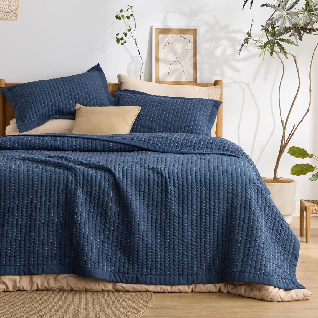 Bedsure Navy Quilts Queen Size - Queen Quilt Bedding Set Bedspread Coverlet, Lightweight Neutral Striped Bedding, 3-Piece Set with 90"x96" Coverlet & 2 Pillow Shams, All-Season Soft Microfiber