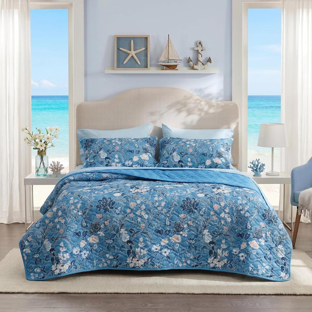 Bedsure Summer Quilt Queen Size - Lightweight Floral Comforter Queen Size, Blue and White Bedspread Quilted Bedding, Reversible Soft Microfiber Coverlet for All Seasons (90"x96") | Lightweight, Summer, Reversible, Ultra Soft, Floral
