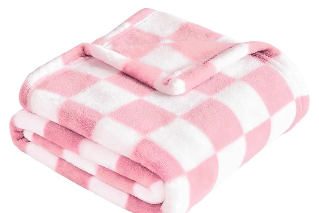 Yurhap Checkered Baby Blanket for Girls Pink Fleece Baby Blankets for Girls Boys, Warmer Comfort Lightweight Bed Blanket for Toddlers Infants or Newborn,