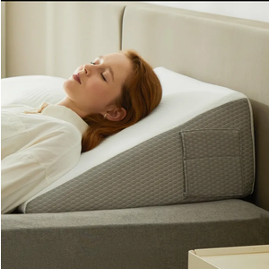 Bedluxe Wedge Pillow, 10 inch Bed Wedge Pillow for Headboard, Pillow Wedge for Acid Reflux Relief, Sleeping, Back Pain Relief, Snoring, Triangle Pillow Wedge - Cooling Memory Foam Top, White/Grey