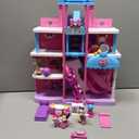 Disney Jr. Minnie Mouse Pet Hotel Playset, 23-piece Hotel Set, 20 Inch Tall Playset, Ages 3 and Up