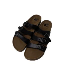 SM NEW YORK  Black three buckle Sandals SIZE 10