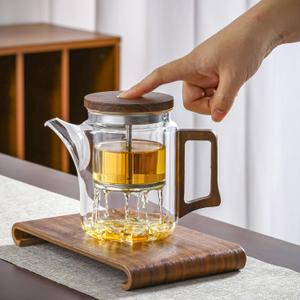 Glass Teapot, 700ml, Stovetop Safe, Walnut Wood Handle, Removable Stainless Steel Infuser, Non-Drip Spout