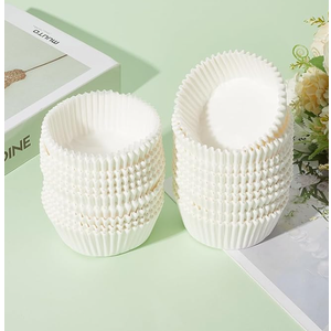 CREATCABIN 500pcs White Cupcake Liners No Smell Baking Mold Paper GreaseProof Muffin Liners Baking Cups for Cupcakes Nuts Pancakes Desserts Weddings Party Theme Activities Decor 2.8x1.2in
