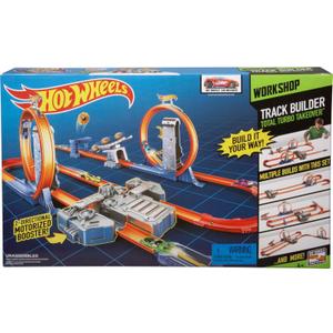Hot Wheels Toy Car Track Set, Track Builder Playset Total Turbo Takeover with 1:64 Scale Vehicle, Motorized Booster & Multiple Configurations
