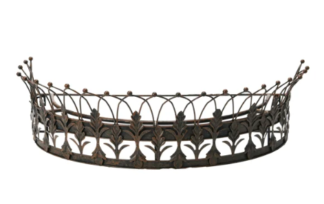 Creative Co-Op Metal Curtain Crown (28.87"L x 13.62"W)
