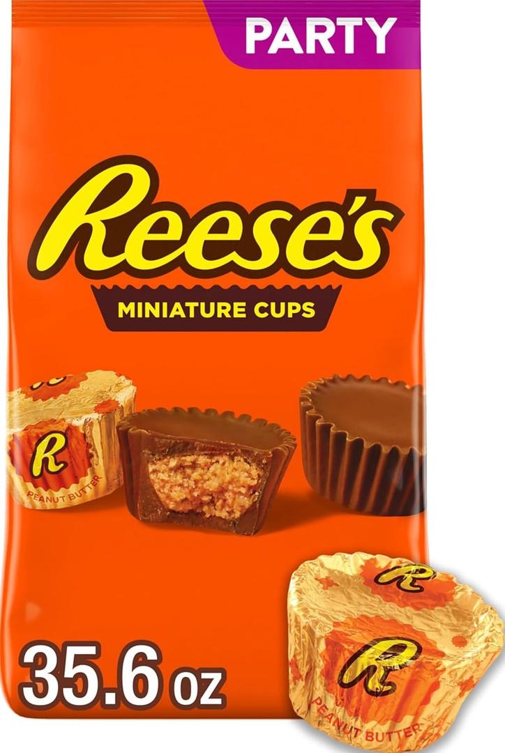 REESE'S Miniatures Milk Chocolate Peanut Butter Cups, Candy Party Pack, 35.6 oz (EXP 09/30/26)