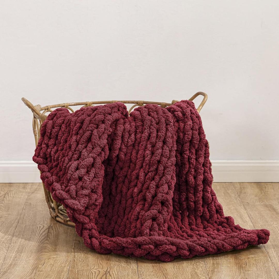 WESHIONGOO Chunky Knit Blanket Throw 40"40" Knitted Throw Blankets for Couch Bed Fluffy Soft Blanket with Jumbo Chenille Yarn Thick 100% Handmade (Burgundy Red)