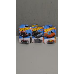 Pack Of 3 Hot Wheels Cars (Max Steel, Terra-Tracktyl, Deora III)