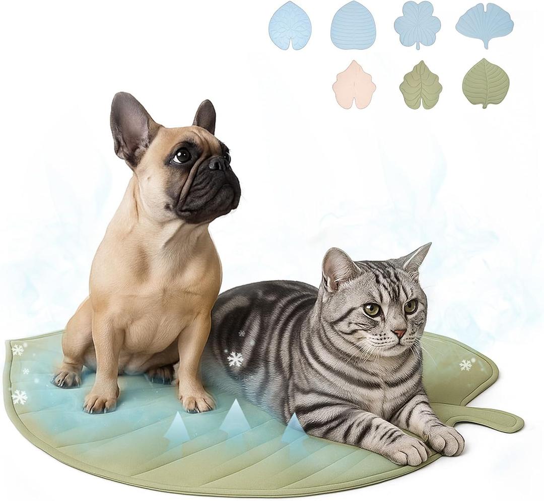 Dog Cooling Mat - Large Leaf Shaped, Washable, Non-Slip, Summer Pad for Dogs and Cats, Lightweight (Small ( 25 lb), Green)
