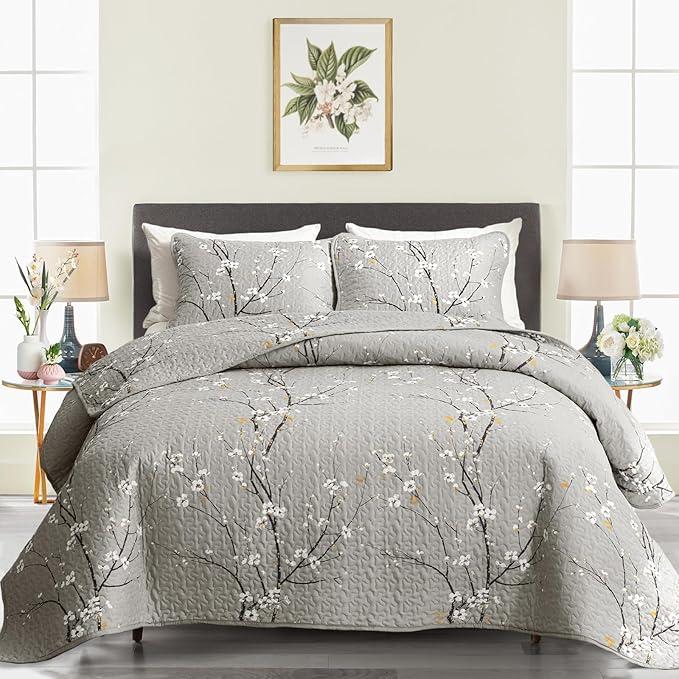 3 Piece Reversible Quilt Set Gray Branch with White Orange Floral King Size 102x88 Soft Microfiber Lightweight Coverlet Bedspread Summer Comforter Set Bed Cover for All Season (1 Quilt+ 2 Shams), Color: Gray Branch Floral