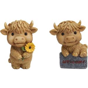 2 Pack Highland Cow Brown DecorScottish Highland Cow Decor Resin Sculpture, Highland Cow Figurine Gifts Decorations Home Farmhouse Tiered Tray Decor Home Kitchen Desk Decor Decor(Brown,Holding Flower