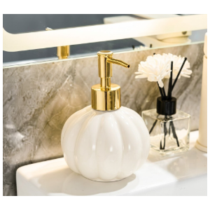 Homewear Pumpkin Soap Pump White
