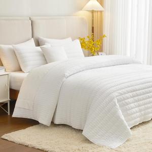 White King Size Quilt Bedding Set, Reversible Lightweight Bed Spreads Oversized King Quilted Bedspread for All Seasons, Soft Washable, 3 Pieces, 1 Quilt (108x96 in) & 2 Pillow Shams (20x36 in), King/Cal King
