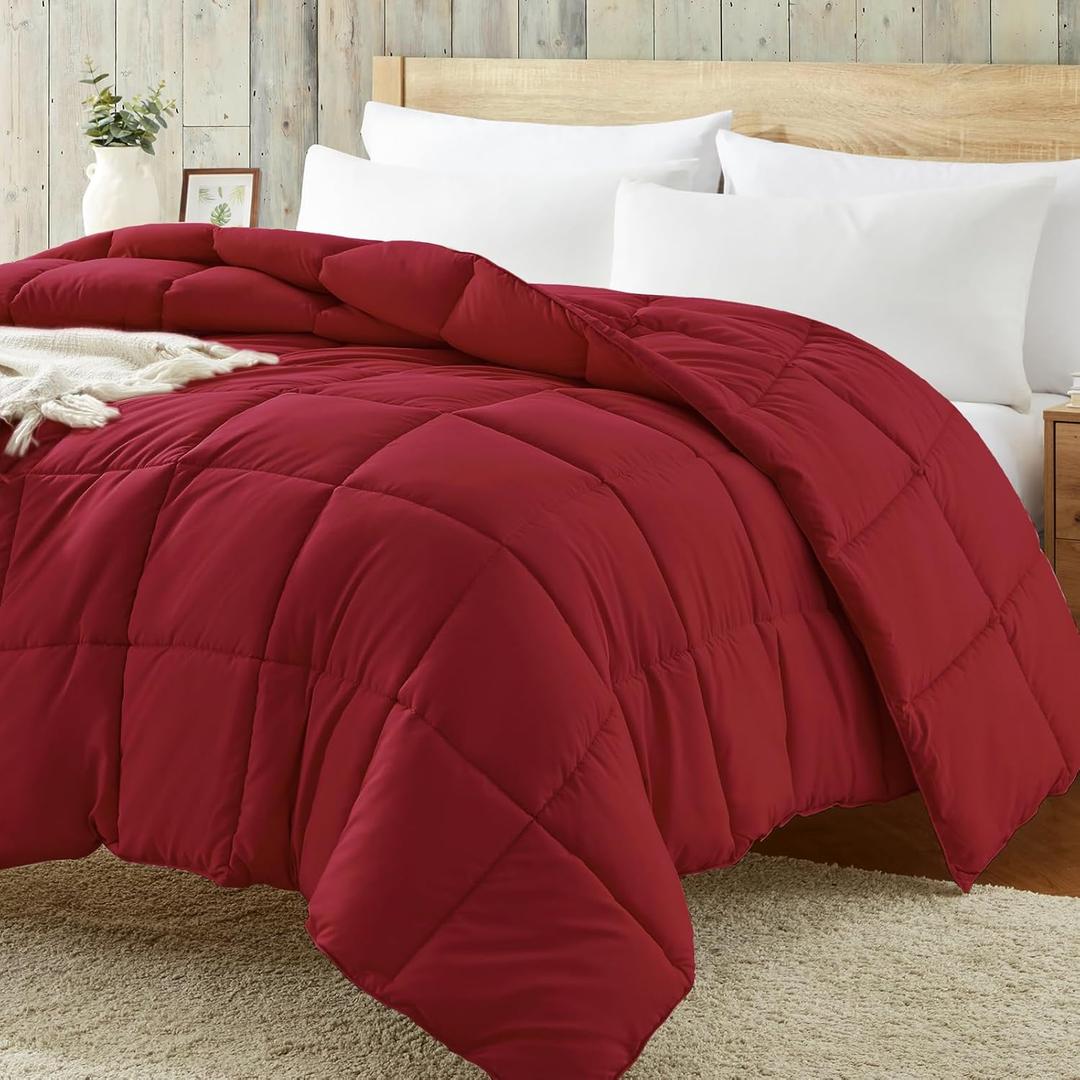 Homelike Moment Comforter King Size - Red Duvet Insert Down Alternative Bed King Comforter, Lightweight Bedding Comforters Quilted Soft All Season Solid Red