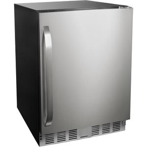 Frigidaire 5.0 CU FT./142L capacity built in under counter fridge. Frost free, Staineless Steel