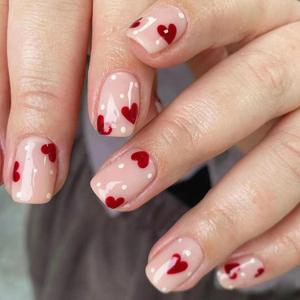 Valentine'S Day Press on Nails Short Square Fake Nails with Heart Designs Valentines Day Short Nails Press ons for Women Light Pink Full Cover Acrylic Glue on Nails 24 Pcs