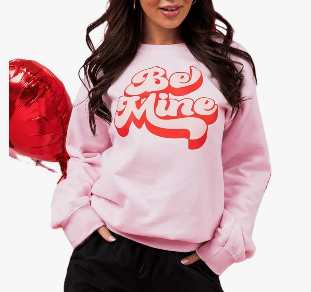 Women Y2k Graphic Sweatshirt Cute Heart Drop Shoulder Long Sleeve Pullover Top Oversized Holiday Tops, Large 