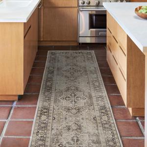RUGGABLE Washable Vintage Runner Rug Kamran Hazel 2.5x7, Stain-Resistant, Non-Slip Hallway Runner Machine Washable Rug for Hallway, Entryway, Living Room & Kitchen with Standard Pad