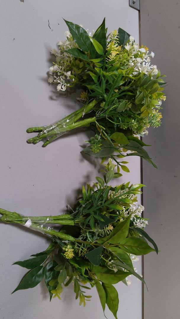 Rinlong Baby's Breath Bridesmaid Bouquet for Wedding, Prom, Homecoming
White Green Silk Bridal Bouquet, Destination Friendly 2 Pieces