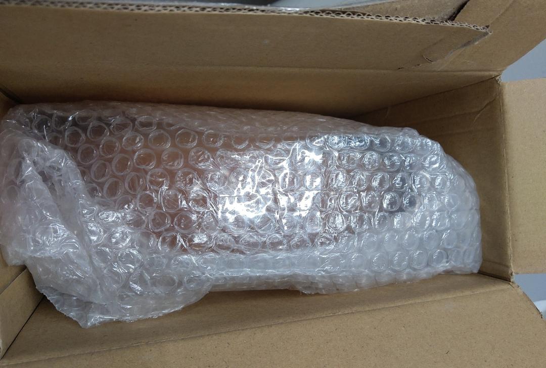 PLASTIC PLATE