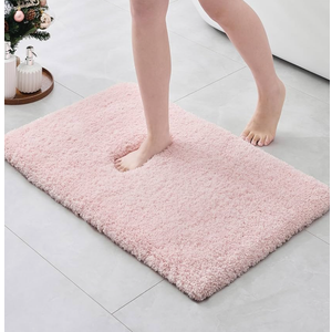 ILANGO Pink Christmas Bathroom Rugs 36" × 24" Non Slip & Super Absorbent Extra Thick Soft, Washable Bath Mat for Floor, Non Shedding Microfiber Shaggy Bath Rug with Rubber for Bathtub Sink