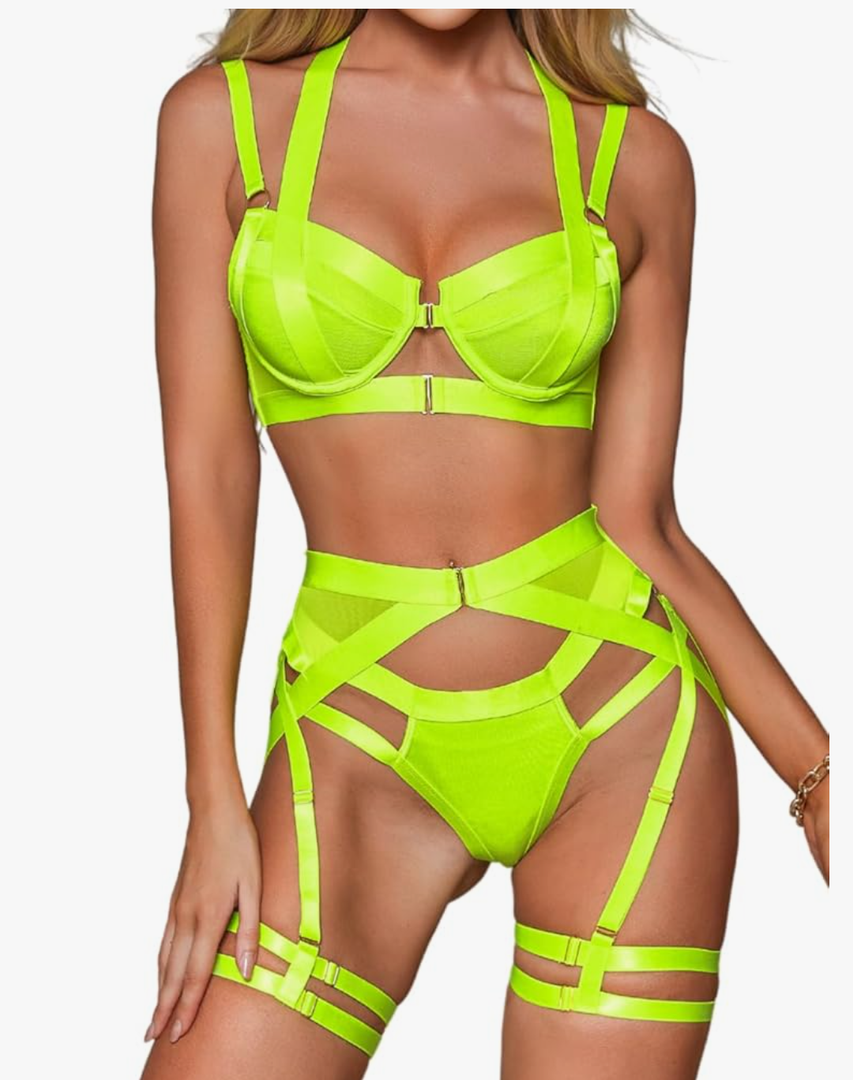 Kaei&Shi Strappy Harness, All Adjustable, Underwire Racerback, 4pc Garter Set Size XL