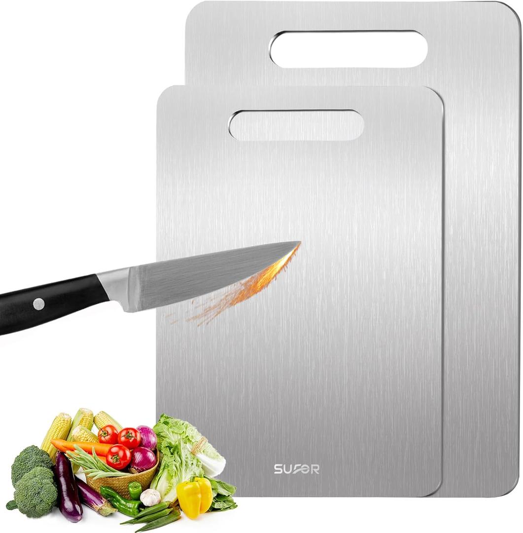 Pack of 2 Titanium Cutting Board,100% Pure Titanium Cutting Boards For Kitche,Easy to clean, Double-sided food-grade Cutting Board For Cutting Meats, Fruits And Vegetables (M & L)