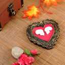 BinaryABC Halloween Romantic Love Skeleton Decor,Heart-Shaped Skull Ornament,Halloween Resin Craft Decorations