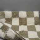 Super Soft Rug for Bedroom, 5x7 Ft Beige and White Area Rug Classic Checkered Shaggy Anti-Skid High Pile Soft Fluffy Rug Fuzzy Carpet for Living Room Bedroom Kids Room Nursery, Dorm Home Decor